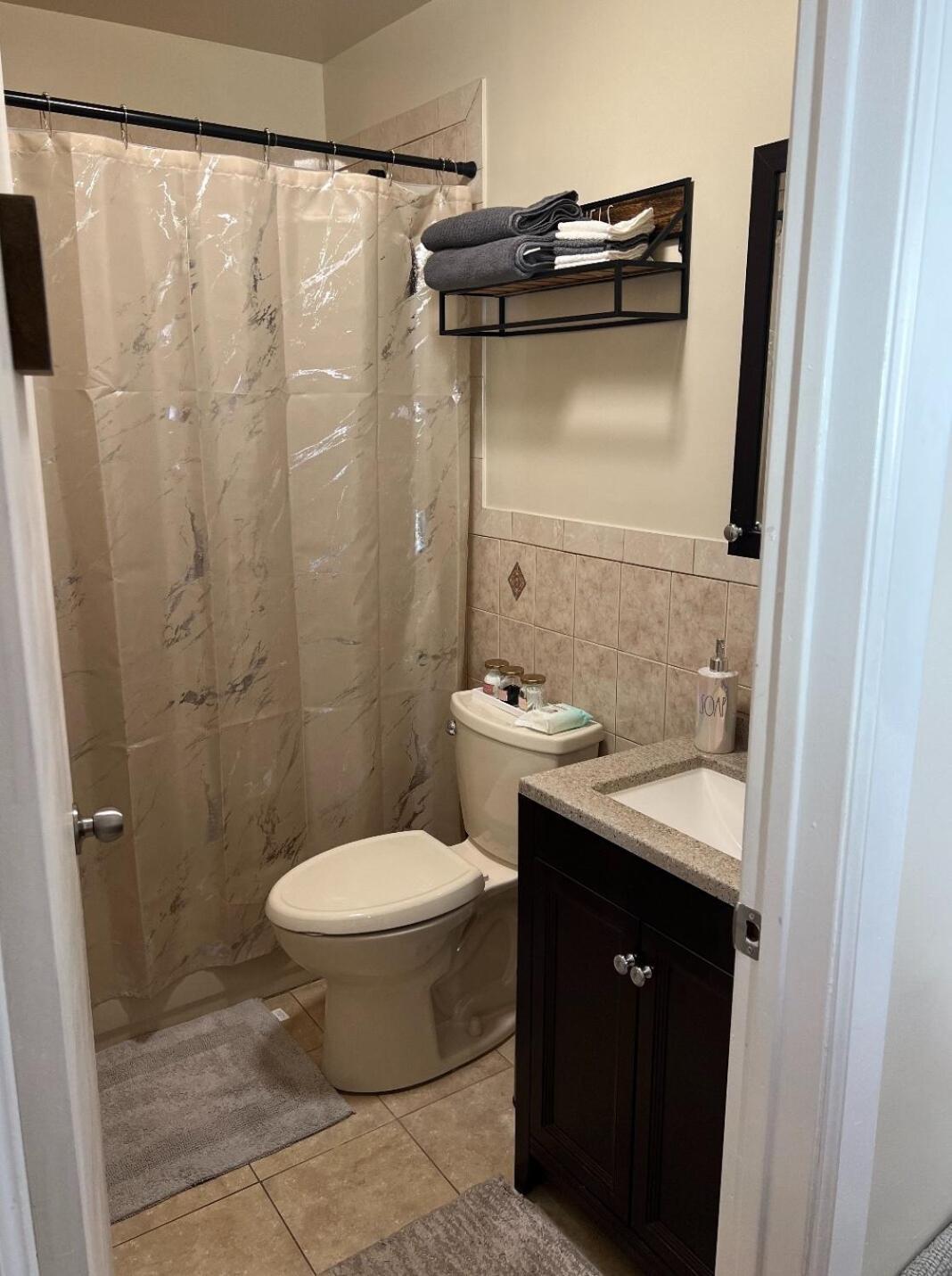 Chic Modern Bedroom 5 Mins From Jfk Séjour chez l'habitant New York
